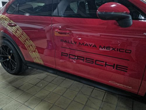 grupo-expomex-rotulacion-vehiculo-porsche-cancun_1